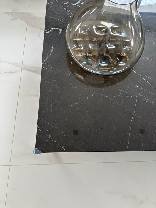 Par de Mesas de Centro "Santiago" com Tampo em Mármore - Essencial Casa Móveis