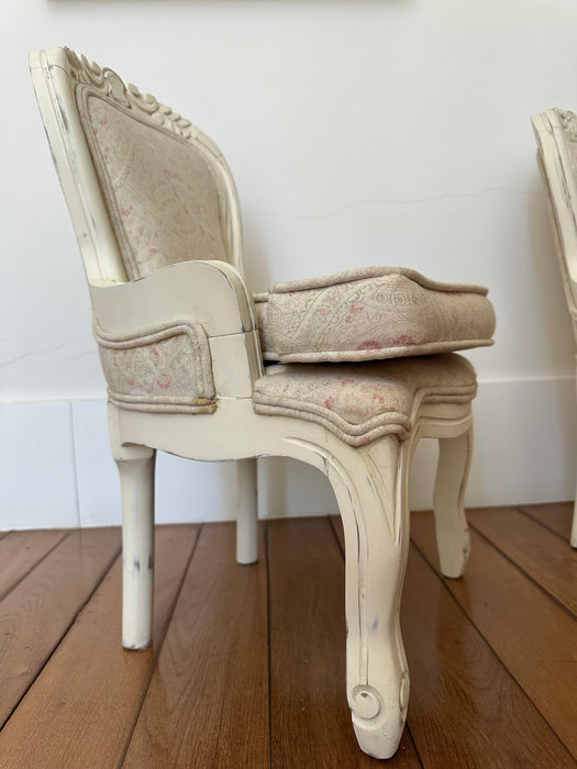 Mesa Infantil com 4 Cadeiras Clássicas em Pátina e Tecido Ralph Lauren