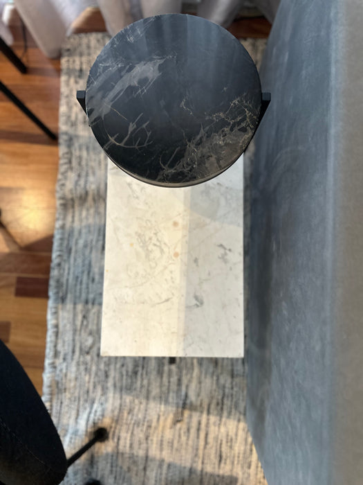 Mesa Lateral "Petra" – Atelier Fernando Jaeger