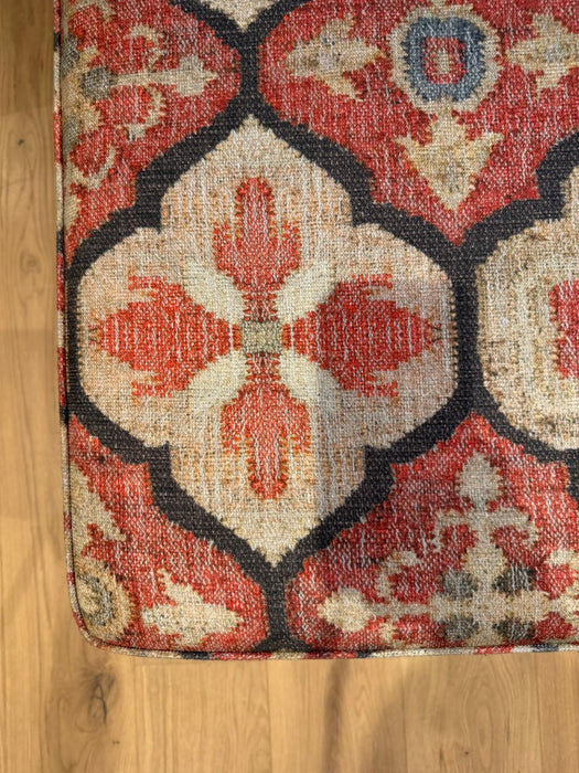 Pufe com Rodízios – Claridge House (tecido Entreposto)