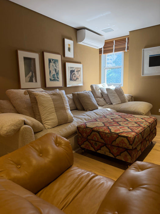 Sofá com Chaise – Entreposto