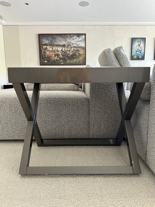 Mesa Lateral “Capri” Espelhada – Breton