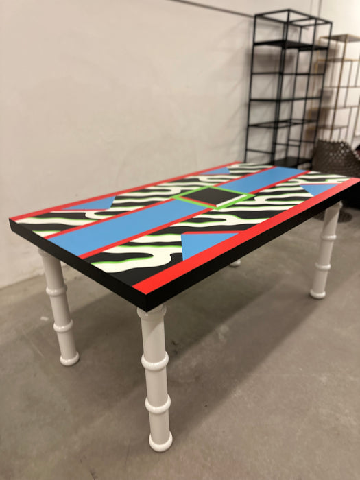 Mesa de Jantar "Madras" - Nathalie Du Pasquier para Memphis Milano