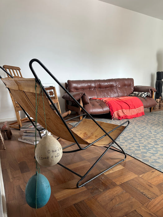 Poltrona “Deck” – Atribuída a Lina do Bardi |Adquirida em antiquário (não possui comprovante de autenticidade)