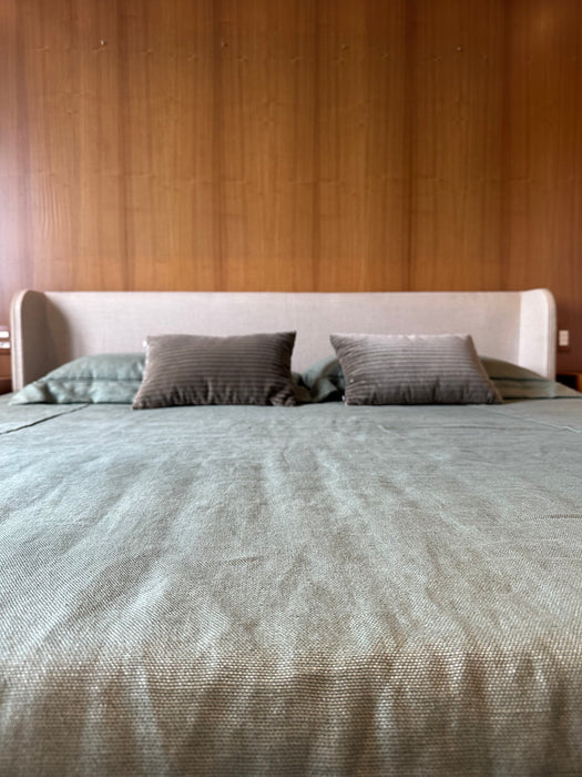 Cama King Size "Rimini" (colchão incluso) - Isabelle de Mari para Olho Interni