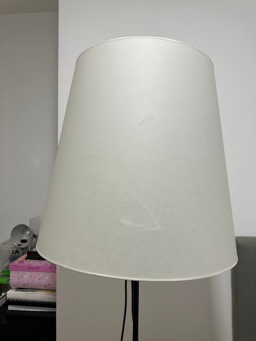 Luminária de Piso "Gilda" – Enrico Franzolini para Pallucco