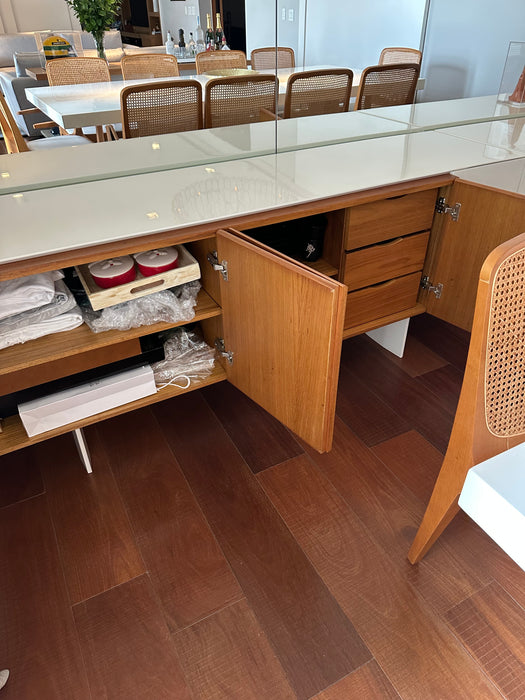 Buffet "Coisas" – Fernanda Brunoro para Dpot (porta madeira lateral direita)