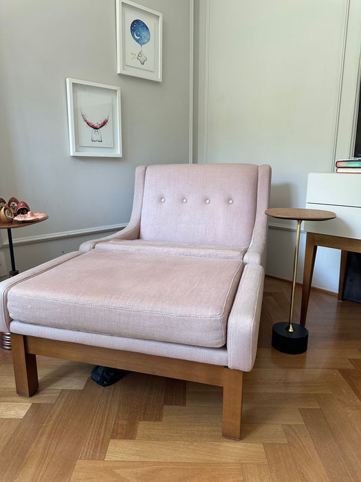 Poltrona “Paraty” com Banqueta – Sérgio Rodrigues Reedição Dpot