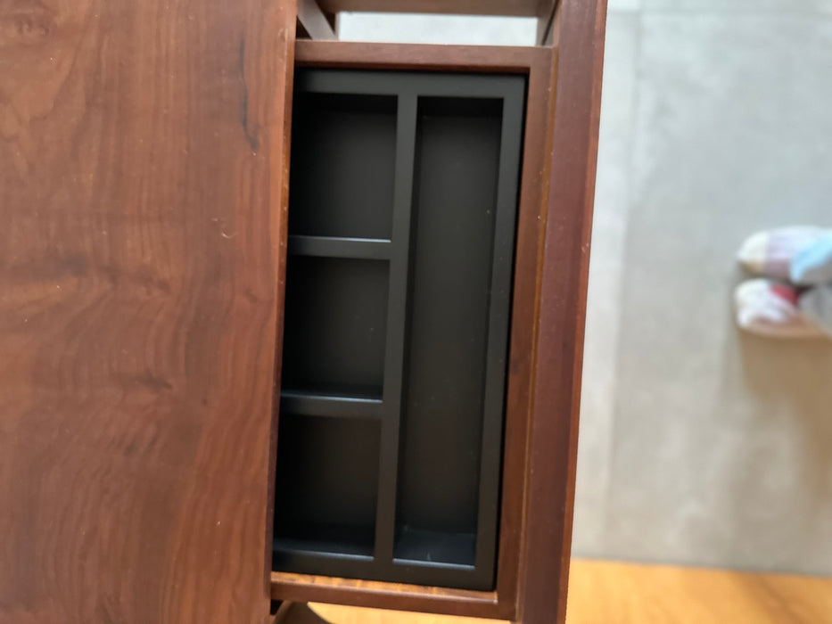 Aparador Suspenso "Copacabana" – Arthur Casas para Micasa