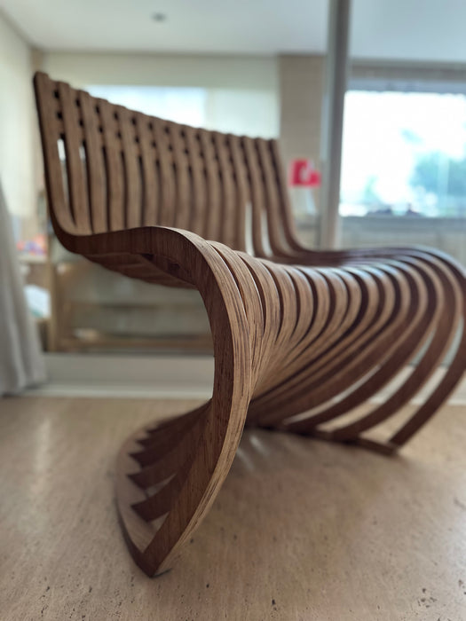 Poltrona “Pantosh” – Lattoog