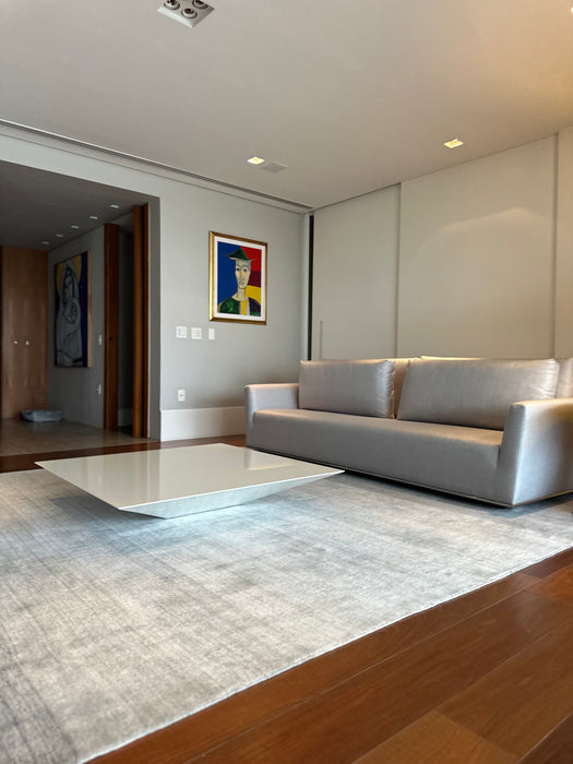 Mesa Centro "Tokyo" em Laca Branca – Silvio Romero para Dpot