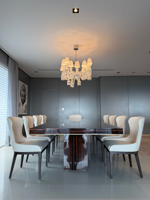 Conjunto com 10 Cadeiras "Silhouette" em Couro – Artefacto