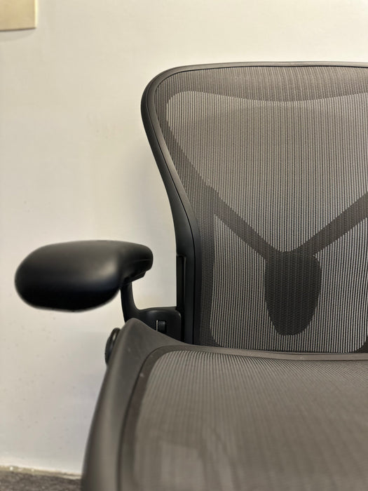 Cadeiras "Aeron B" Grafite - Herman Miller