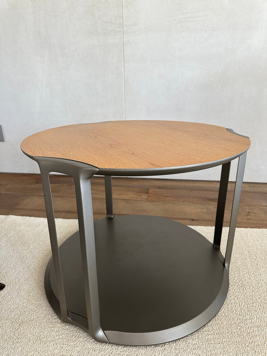 Mesa Lateral “Laguna” – Fellipe Piccelli para Breton