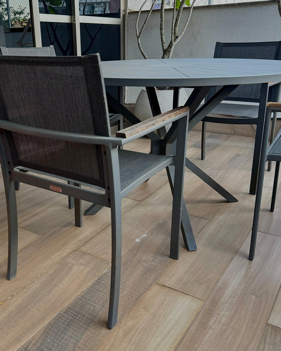 Conjunto de Mesa de Jantar com 4 Cadeiras - Franccino