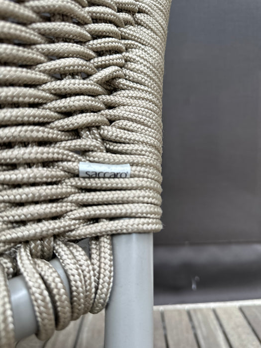 Conjunto Outdoor com Mesa de Jantar "Ayty" 8 Cadeiras "Andro" e Ombrelone - Saccaro