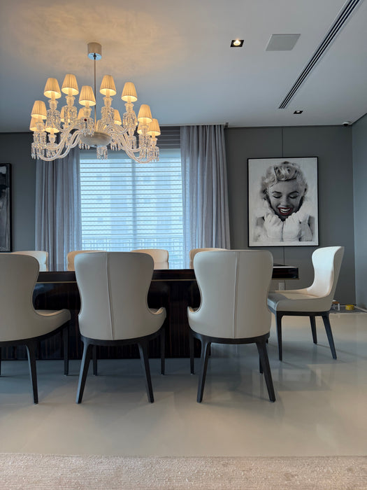 Conjunto com 10 Cadeiras "Silhouette" em Couro – Artefacto