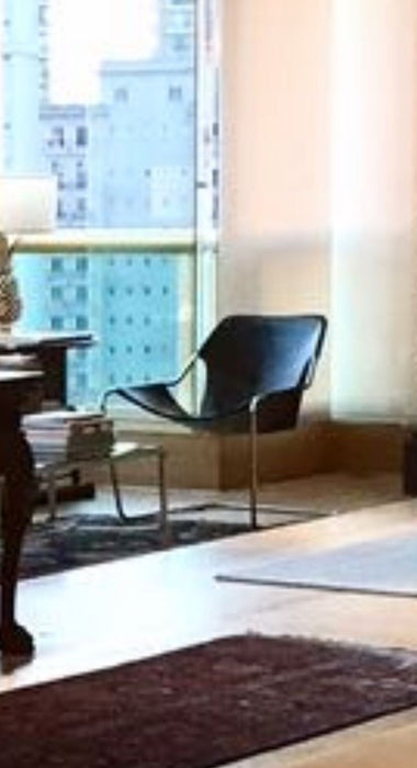 Cadeira "Paulistano" em Couro – Paulo Mendes da Rocha para Dpot