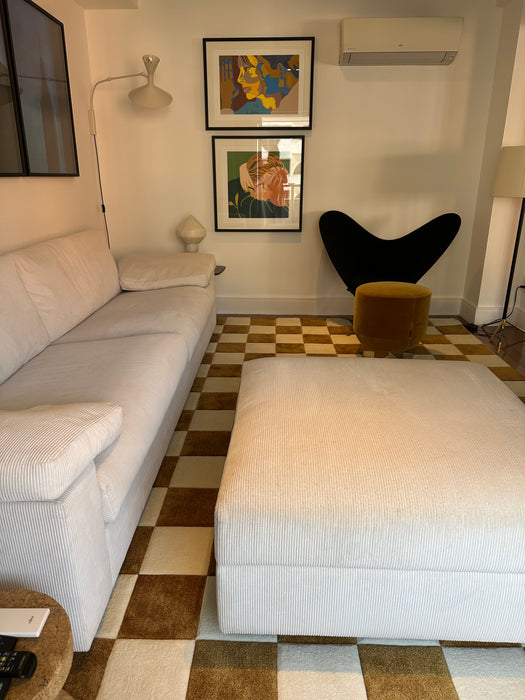 Sofá "Vogue" com Pufe – Micasa