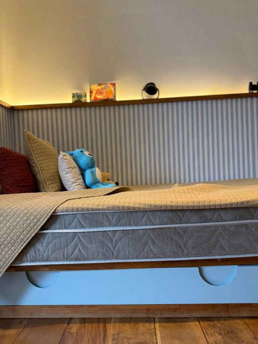 Cama Infantil com Bicama e Baú de Peseira Arredondado