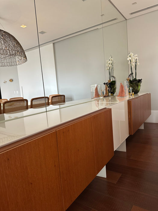 Buffet "Coisas" – Fernanda Brunoro para Dpot (porta madeira lateral direita)