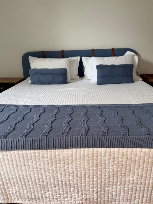 Cama King Size com Colchão – Marcenaria / Sleep Solutions