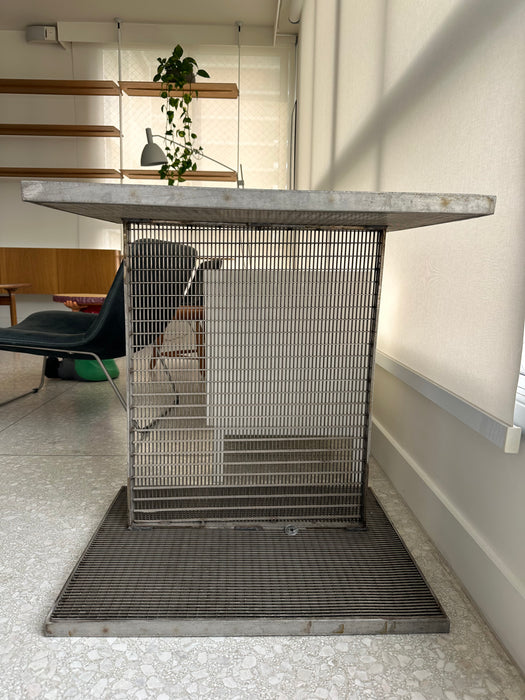 Mesa de Apoio Estilo Industrial em Ferro - Micasa