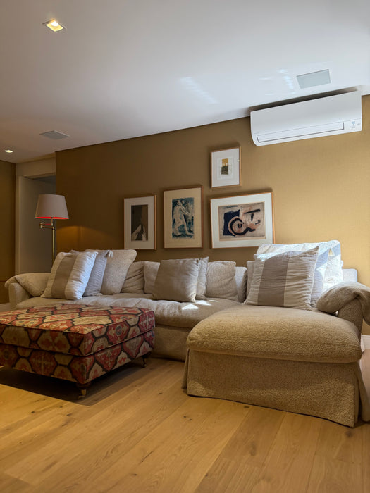 Sofá com Chaise – Entreposto