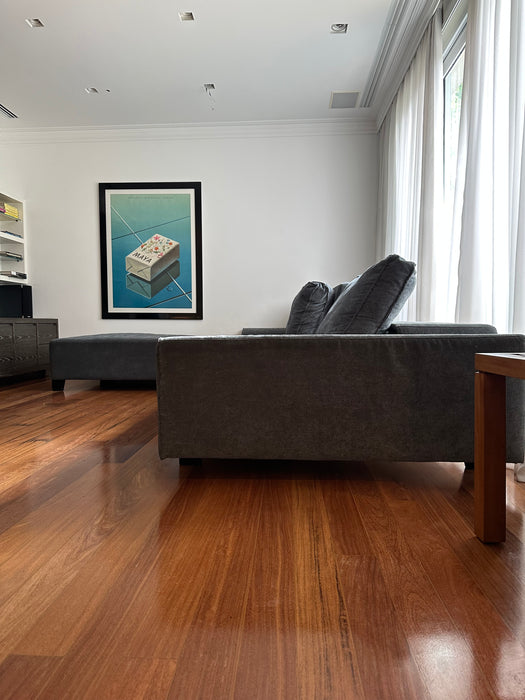 Sofá Retrátil com Pufe