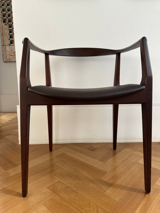 Conjunto de 8 Cadeiras “Julieta” – Aristeu Pires