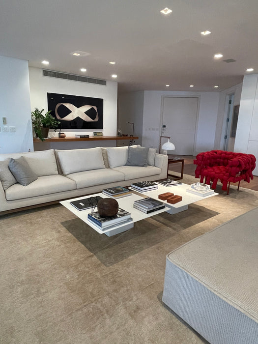 Poltrona "Underconstruction" Red – Pedro Franco para A Lot of Brasil