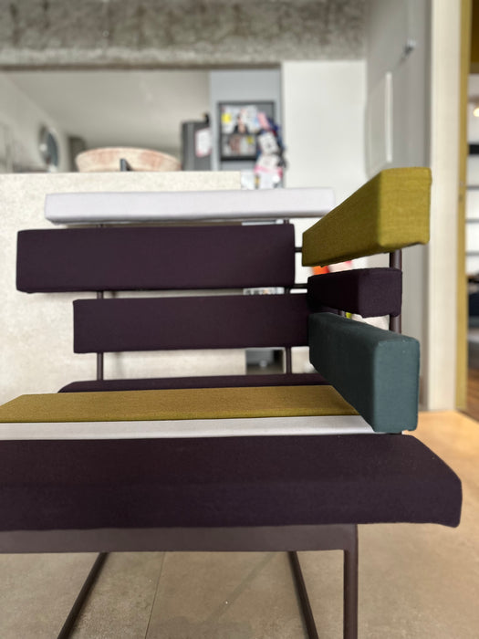 Par de Poltronas "Tiras" com Mesa - ,Ovo