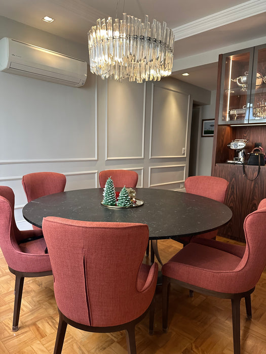 Conjunto com 8 Cadeiras "Silhouette" – Artefacto