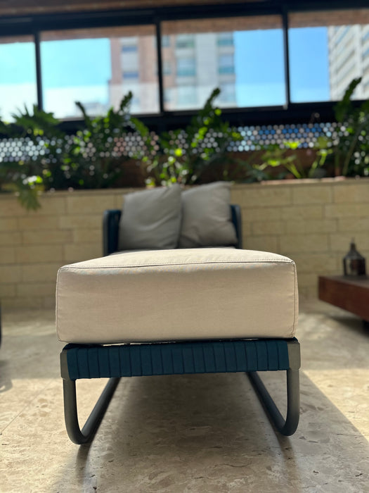 Conjunto de 3 Poltronas e Pufe "Terrace" - Breton