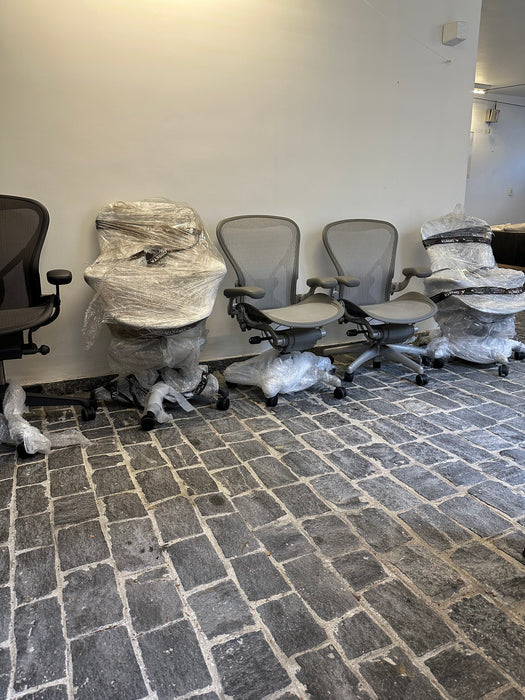 Cadeiras "Aeron B" Grafite - Herman Miller