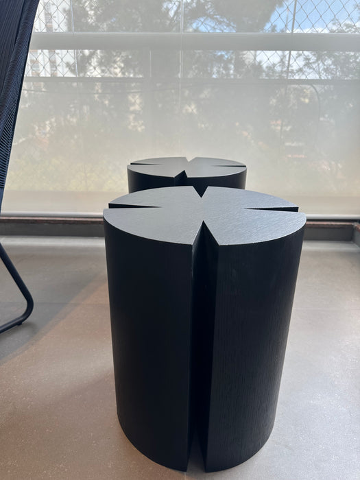 Par de Mesas de Apoio - Érea