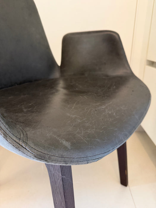 Conjunto com 4 Cadeiras "Ventura" em Couro – Jean-Marie Massaud para Poliform