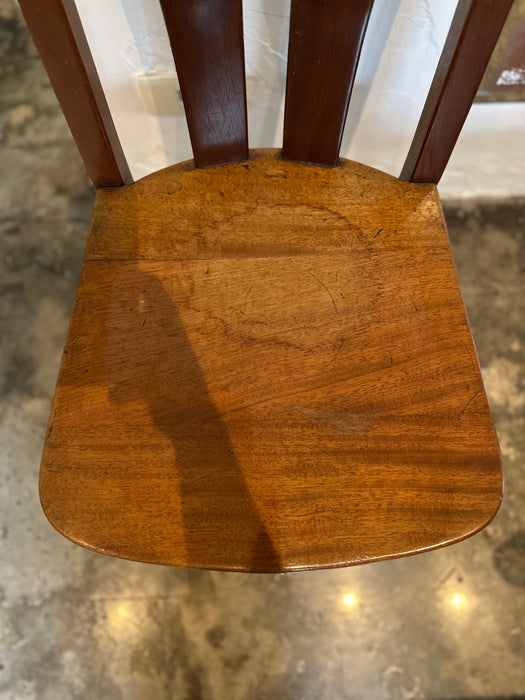 Mesa de Jantar "Salvador" com 6 Cadeiras "Clube" em Mogno – Carlos Motta