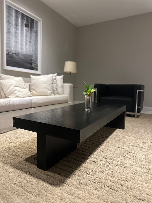 Mesa de Centro “Nobu” Preta – Érea