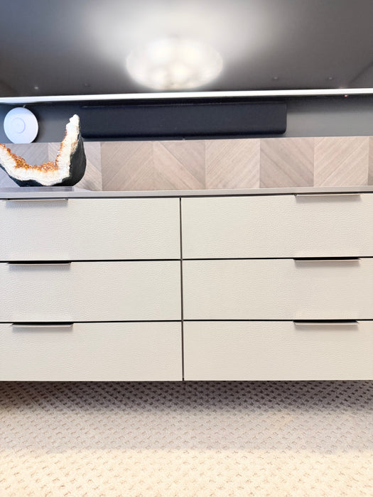 Cômoda “Greta” – Artefacto