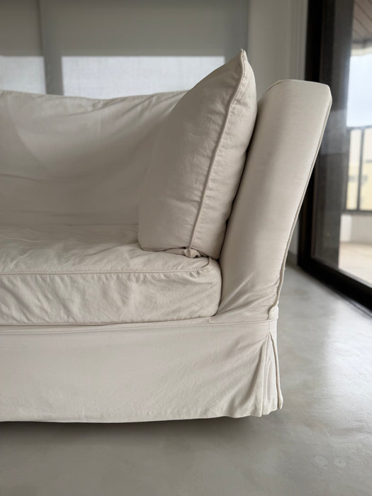 Sofá com Capa e Penas de Ganso - Shabby Chic (NY)