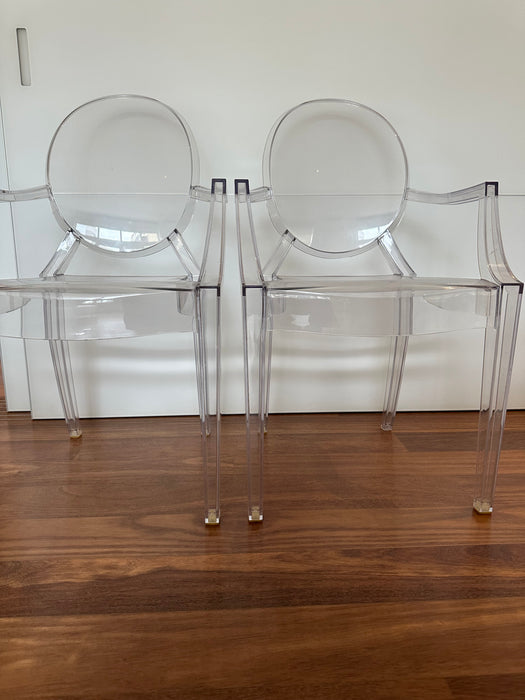 Conjunto de 8 Cadeiras "Louis Ghost" com Braços Incolor – Philippe Starck para Kartell