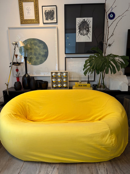 Sofá “Serie UP” Amarelo – Gaetano Pesce para B&B Italia