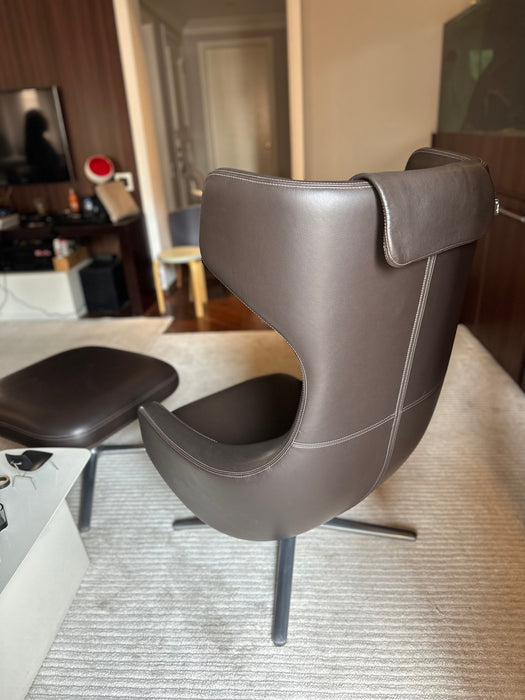 Poltrona "Grand Repos" com Banqueta em Couro - Antonio Citteriopara Vitra