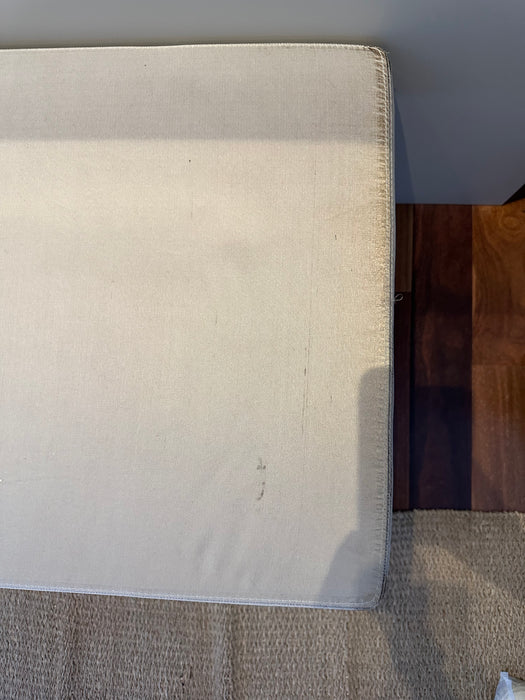 Banco "Hayden" – Artefacto