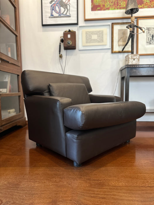 Poltrona em Couro Vintage – Cassina