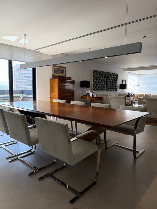 Mesa de Jantar "Jet" – Guilherme Torres para Micasa