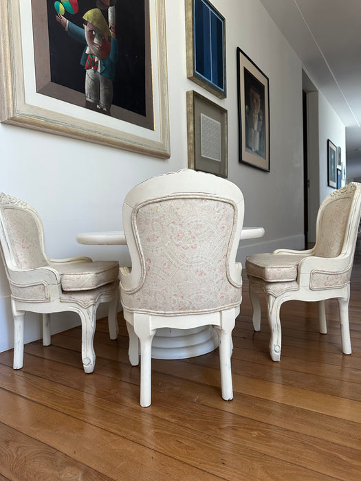 Mesa Infantil com 4 Cadeiras Clássicas em Pátina e Tecido Ralph Lauren