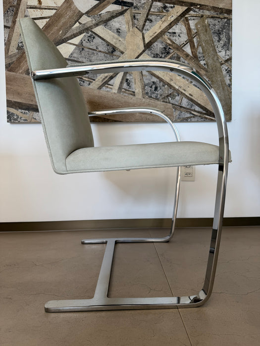 Conjunto de 8 Cadeiras “BRNO” – Ludwig Mies van der Rohe para Clássica Design