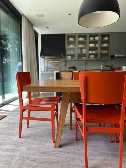 Mesa de Jantar "Mineira" em Freijó - Etel Carmona  para Etel